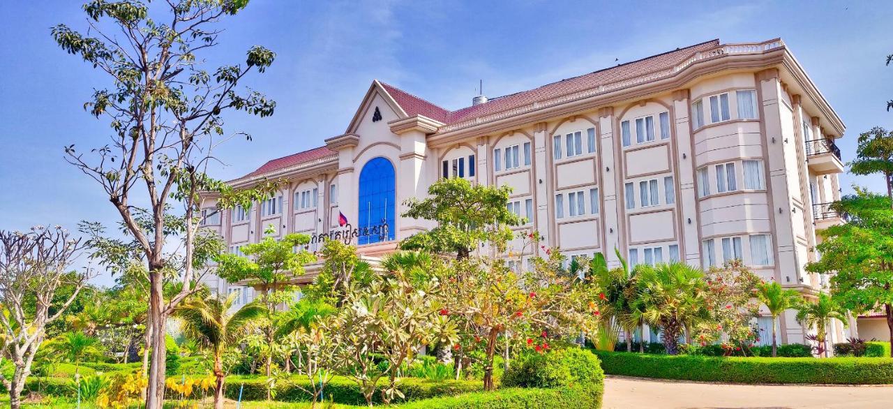Glorious Hotel Kâmpóng Thum Exterior foto